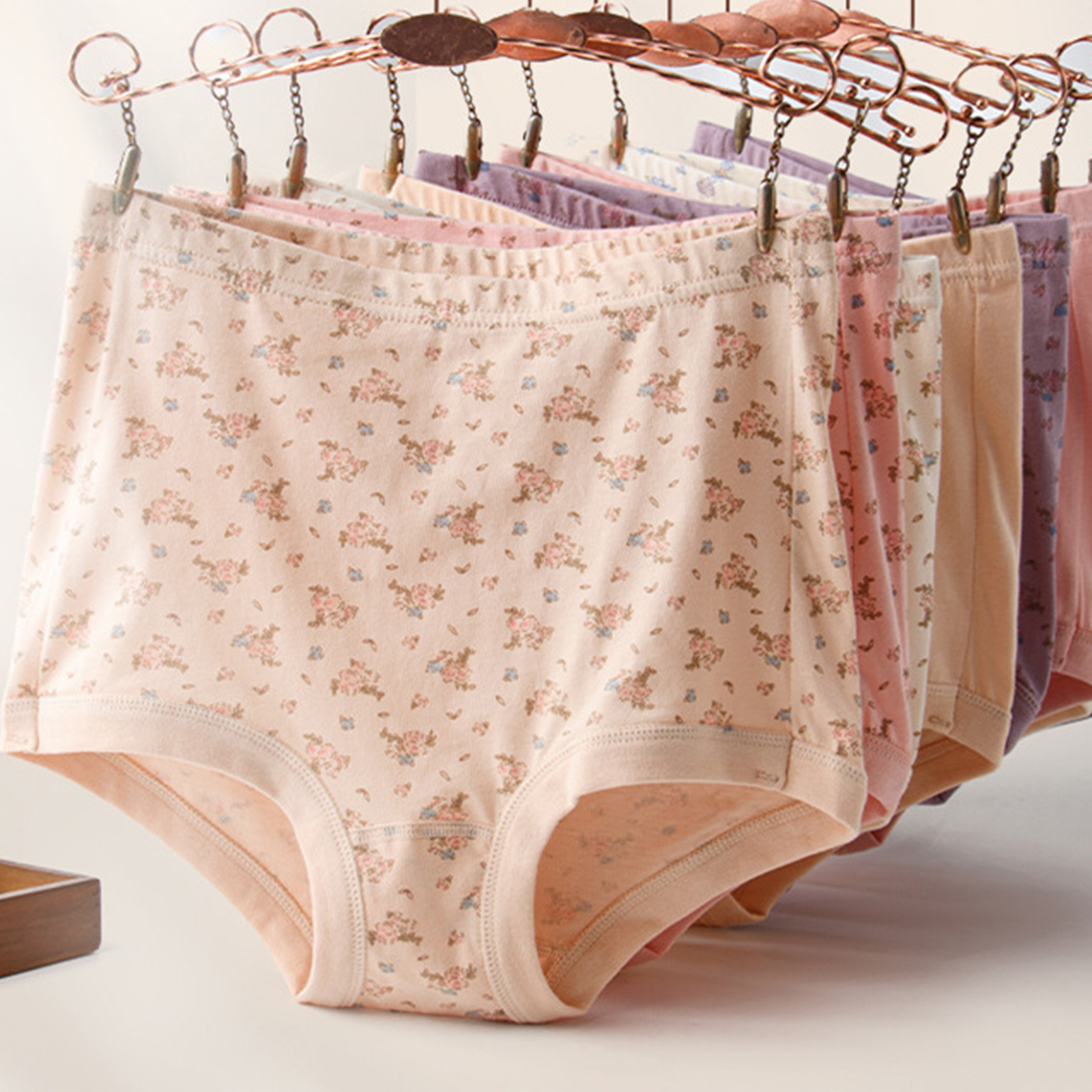 Women Fashion Images - Floral Printed Women's Underwear High Waist