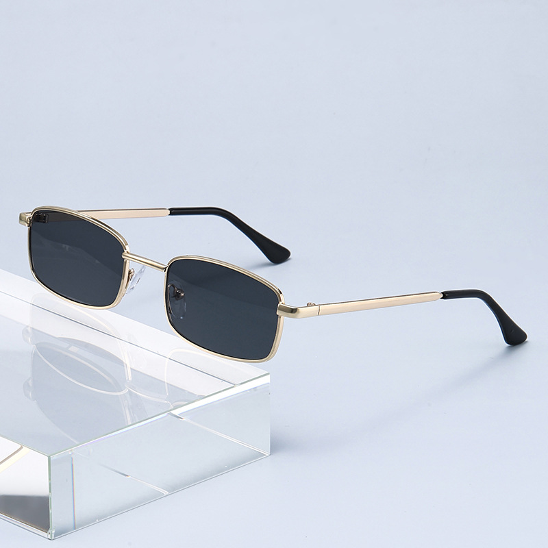 Fashion Punk Sunglasses Women  - Women'S Fashion Eyeglasses のレビューと価格