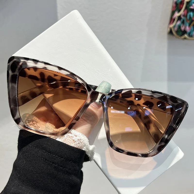 Trendy Cat Eye Sunglasses for  - Women'S Fashion Eyeglasses のレビューと価格