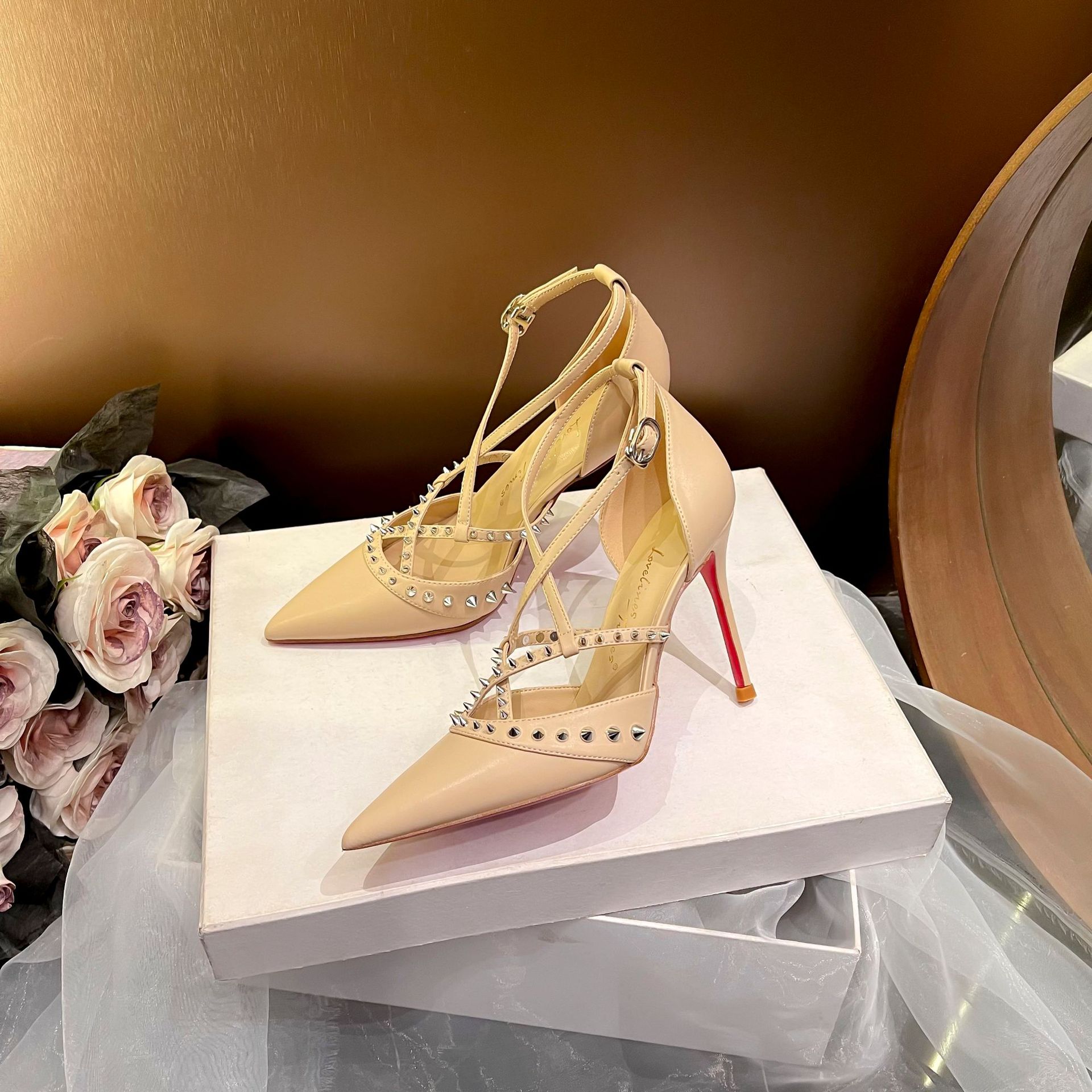 Retro Woman Shoes Sandals Stil - Women'S Fashion Suit のレビューと価格