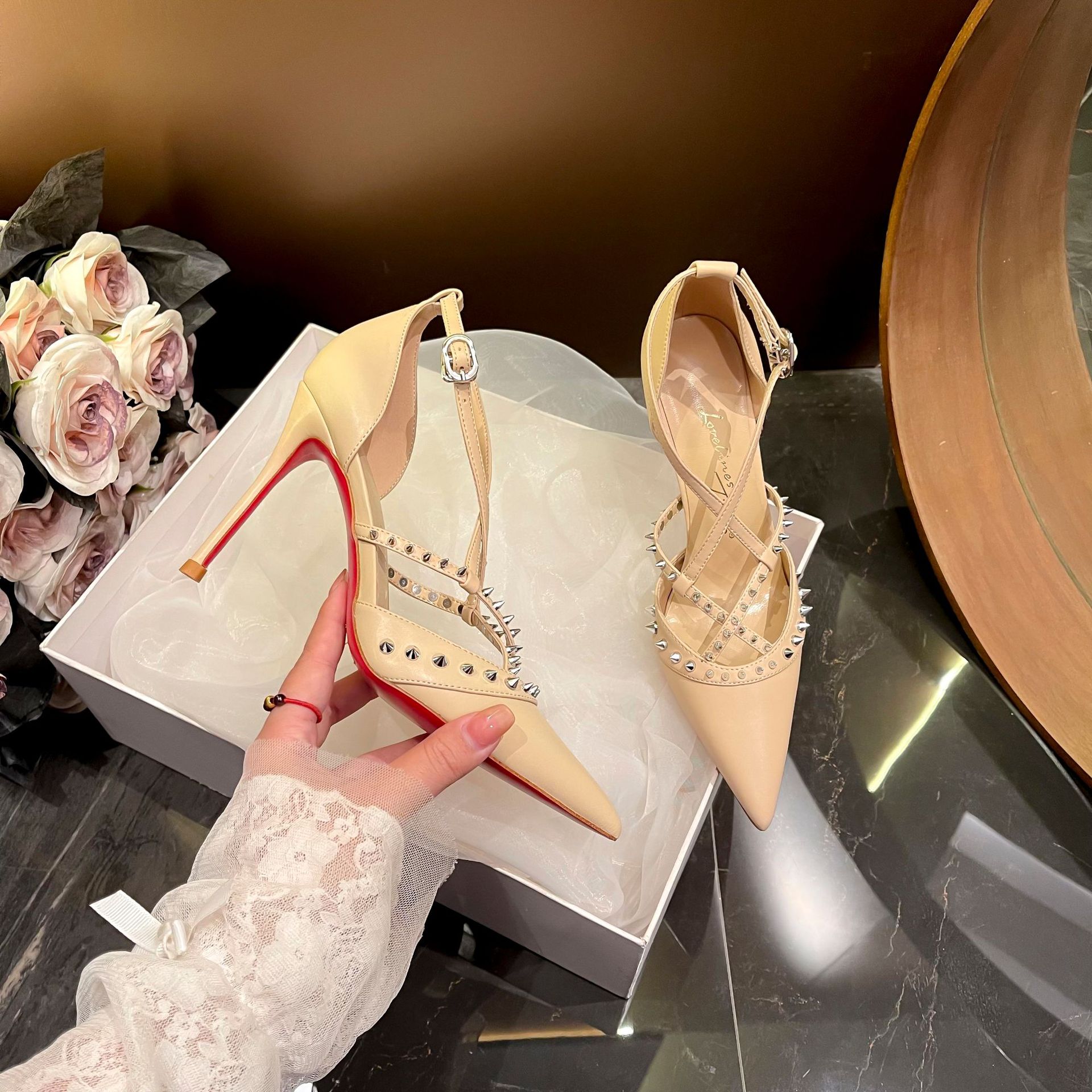 Retro Woman Shoes Sandals Stil - Women'S Fashion Suit のレビューと価格