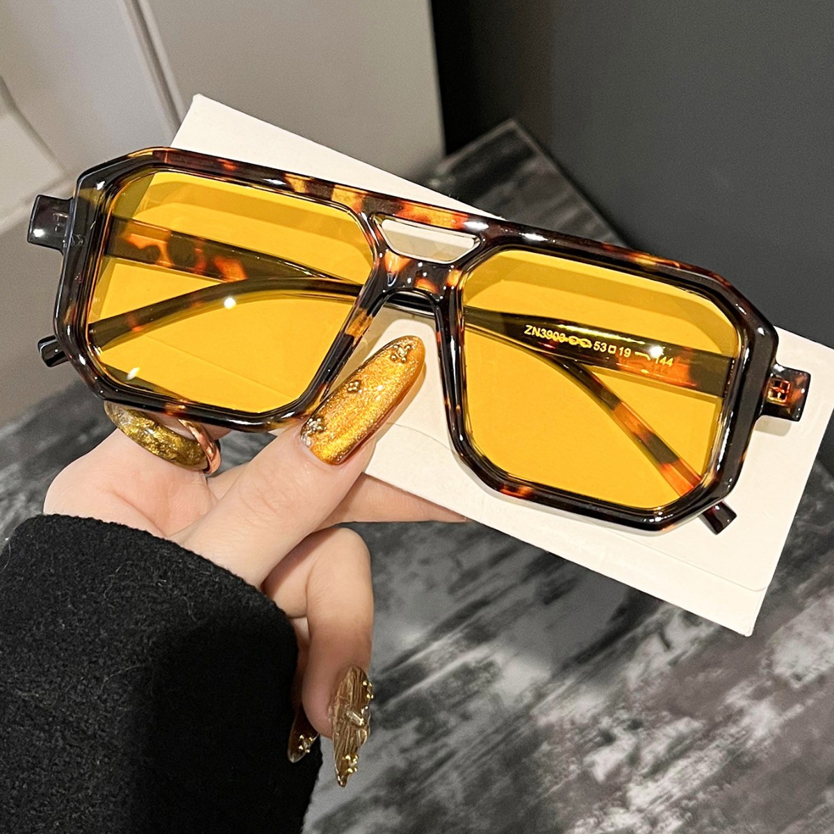 New Retro Square Double Beam S - Women'S Fashion Eyeglasses のレビューと価格