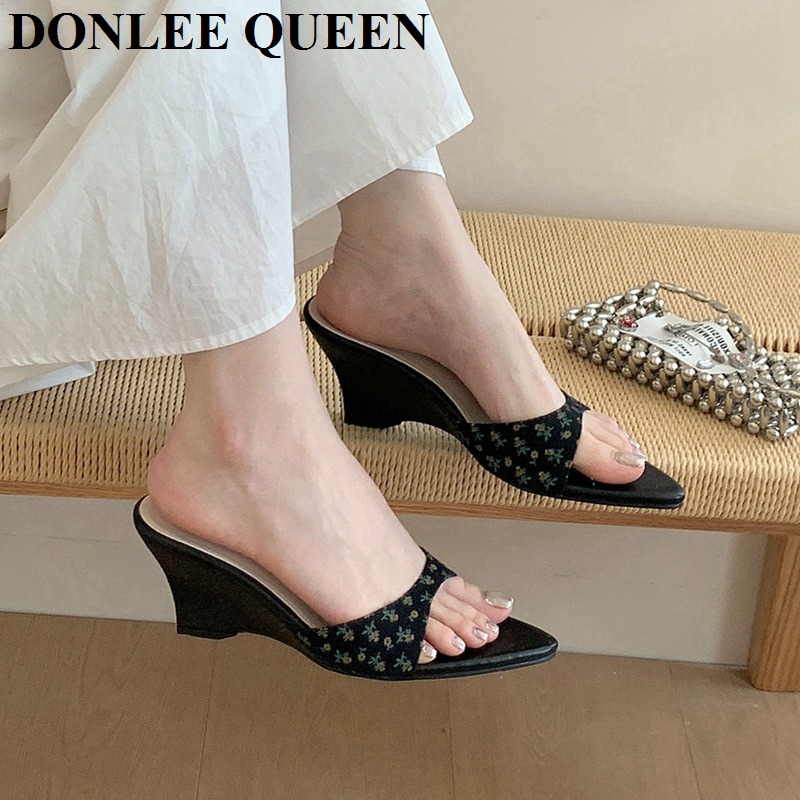 2026 New Slippers Women Slides - Women Queen Fashion のレビューと価格