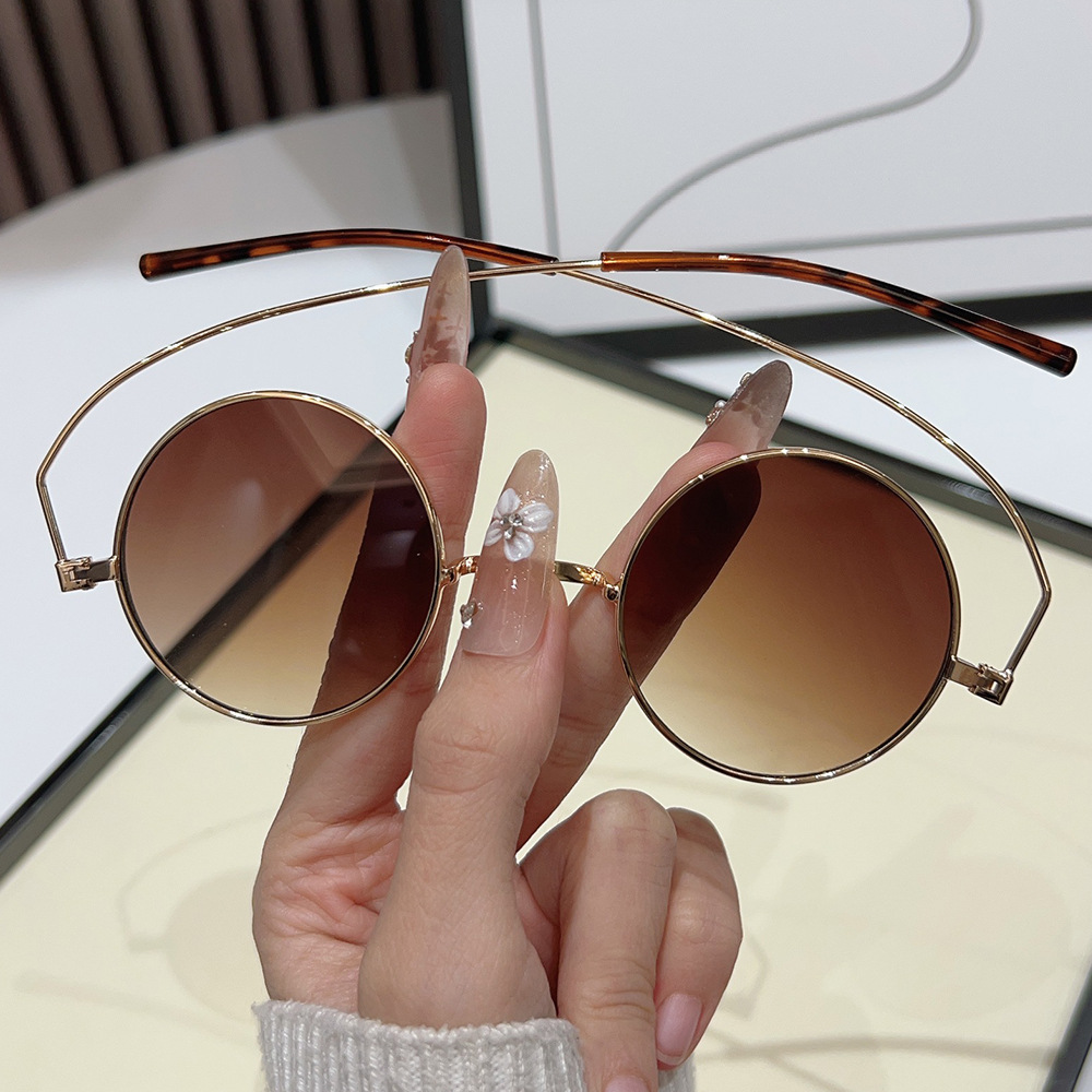 Vintage 1960s Hippie Round Sun - Women'S Fashion In The 1960S のレビューと価格