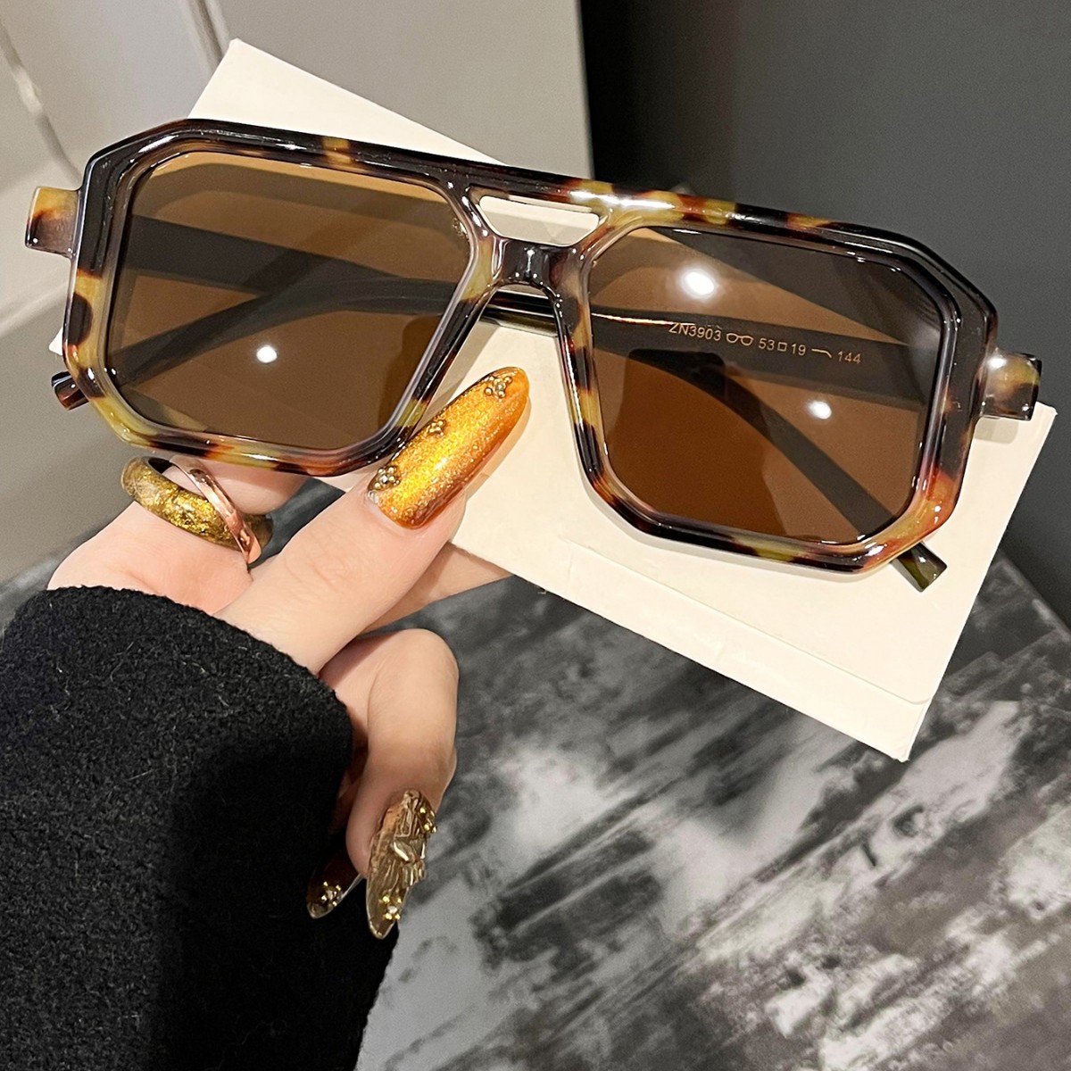 New Retro Square Double Beam S - Women'S Fashion Eyeglasses のレビューと価格